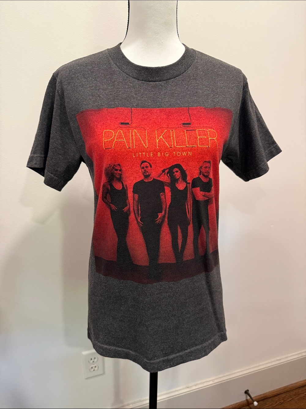 Little Big Town "Pain Killer" Graphic Concert Tee - Charcoal/Red Size Small